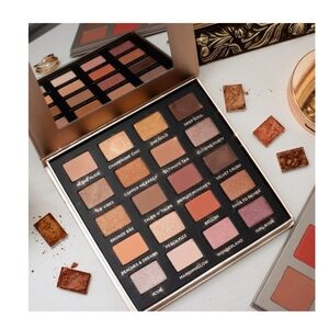 ICONIC London Day To Slay Eyeshadow Pallette NWT